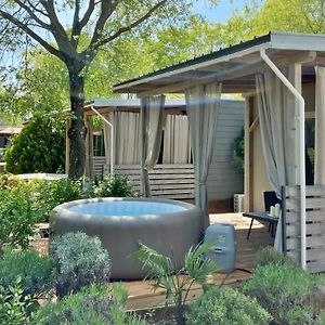 Boutique Mobile Homes Ulikarovinj (Adults Only)